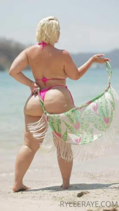 This how Texas white girls roll