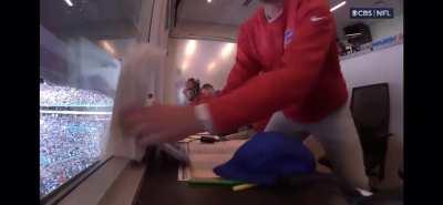 So this is gonna be a reaction gif forever right??