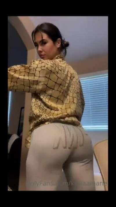 if i get the chance to drill that ass , i would take it