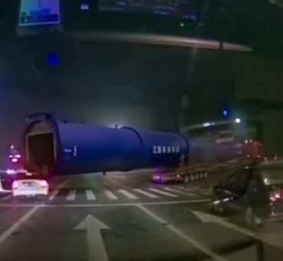 WCGW transporting an oversized load