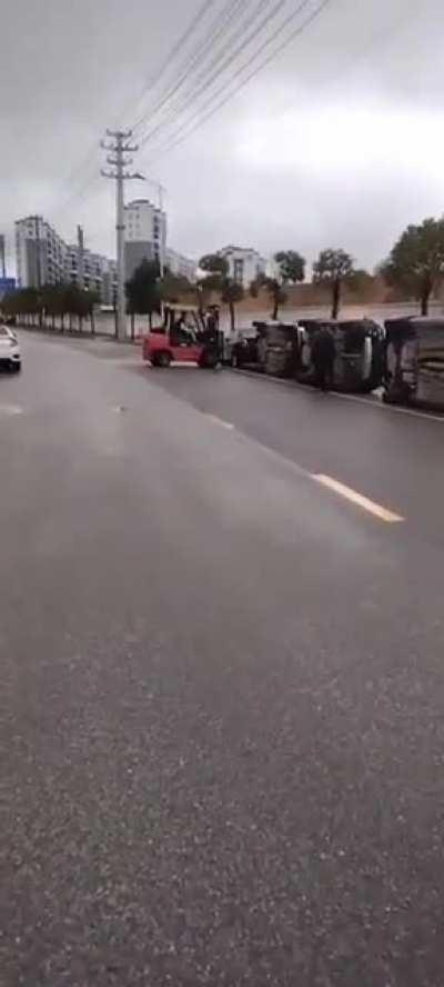 Park inside the line!