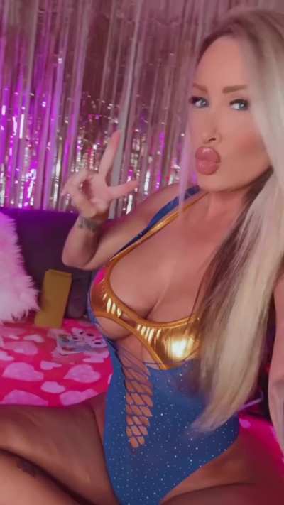 My OF is FREE! Why haven't you signed up?