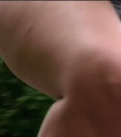 Free to sniff farts in the park! :)