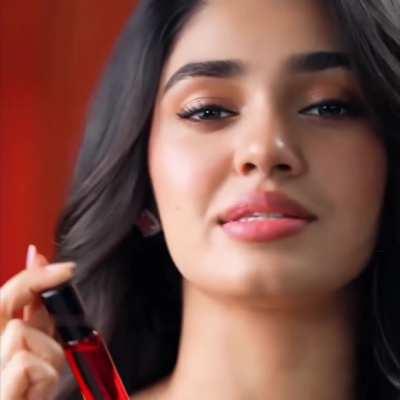 Such a Dickraising Face this 20 years old Bitch Krithi Shetty has. Dream Face for Bulls to use and abuse. This Cunt will become Big South Cumdumpster in coming years