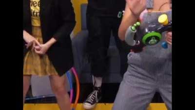 JUMP! JUMP! JUMP! (PART 5) -VOTE!!! >:C- OTHERS PARTS IN COMMENTS