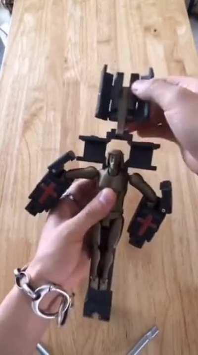 Во имя отца, сына и Оптимуса Прайма