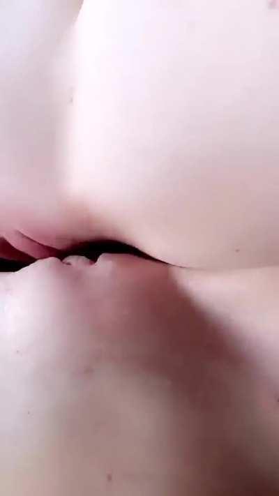 First person scissoring 😋