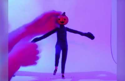 Here’s a time lapse of how my made my spooky Halloween animation! 242 hand-posed photos, two weeks, 100+ hours of animating and editing 🎃