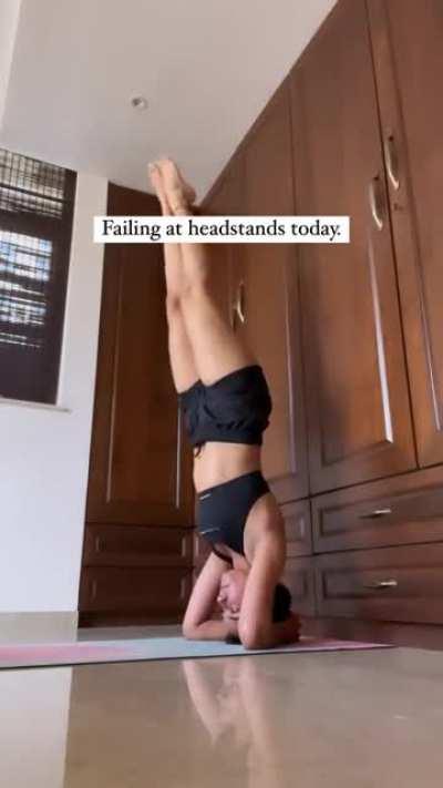 Prajakta Koli exercise reel🤤(wait for the end)