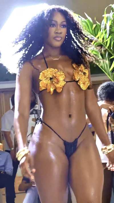 Naeemah Mckenzie for MuurSwagg, Miami Swim Week 2025