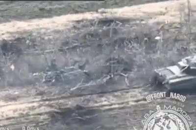 UKR ATGM team hits a RU tank in the back with RPG, as a RU drone operator desperately tries to contact the tank crew. Location unknown, Uploaded 2022-02-02.