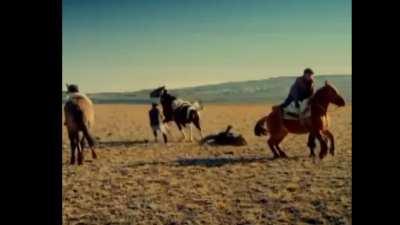 I'm still crashing - Elton Hammond