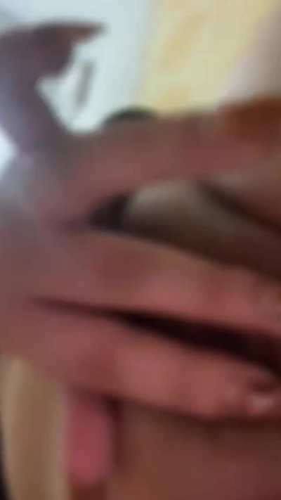 21F I will let you fuck me anal on our first date if you promise me not to pull