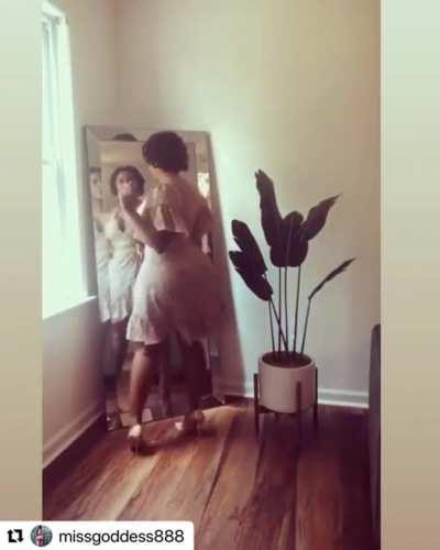 I’d take her in that sundress