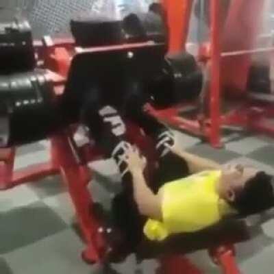 Cursed_legday