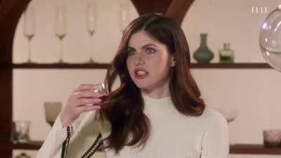 Playing drinking game with ELLE magazine (02/27/25)