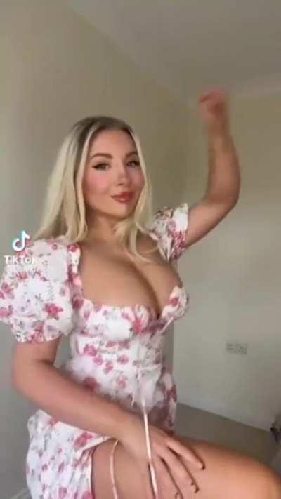 @halz444 and @sarahgallons