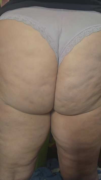 Who's brave enough to let me sit it on their face?