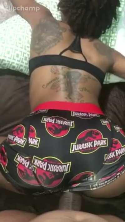 I want to Park this Jurassic Cock in Her 😂😂