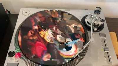 The day our ISM game ended I treated myself to a lil “attaboy” gift and ordered the 06-07 NYE Picture Disc. In some kinda universal balance, it arrived the day our Z game ended. Here’s the wacky thing in full (b-side w/ “You Gotta Have Spirit!” in the com