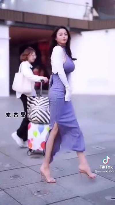 Big tit Chinese fashion