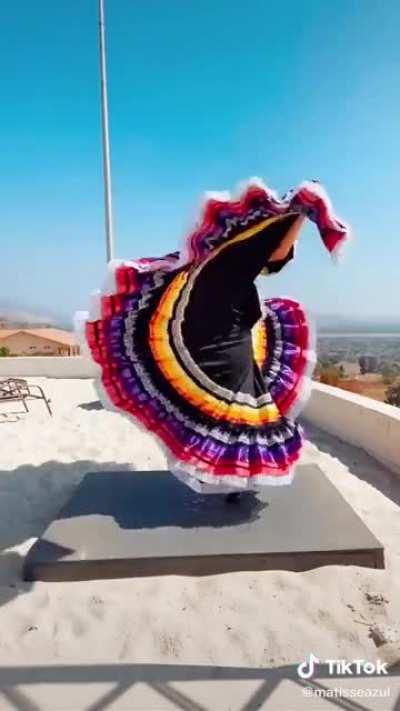 The way her dress flows