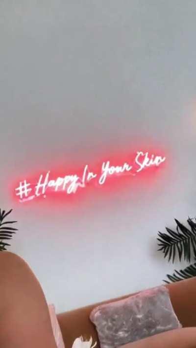 Happy in your own skin. Instagram post 07/06/2023