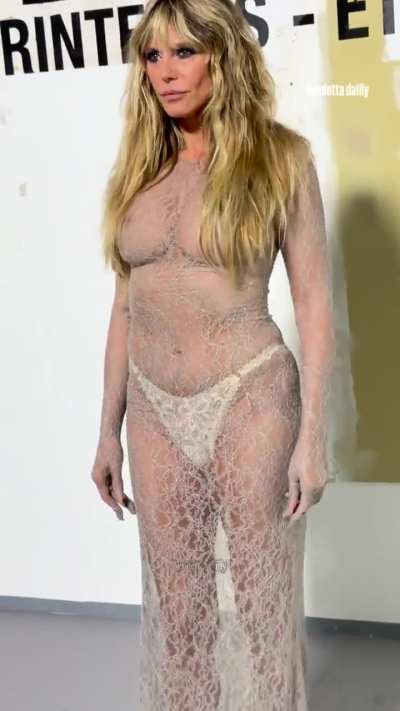 Heidi Klum | Paris Fashion Week (October 2025)