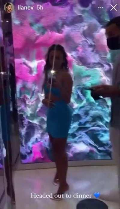 On the elevator 🥵