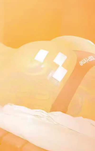 Carol Moura (@carolmourah)