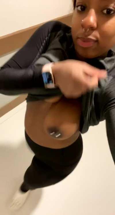 Only comment if youd fuck my ass