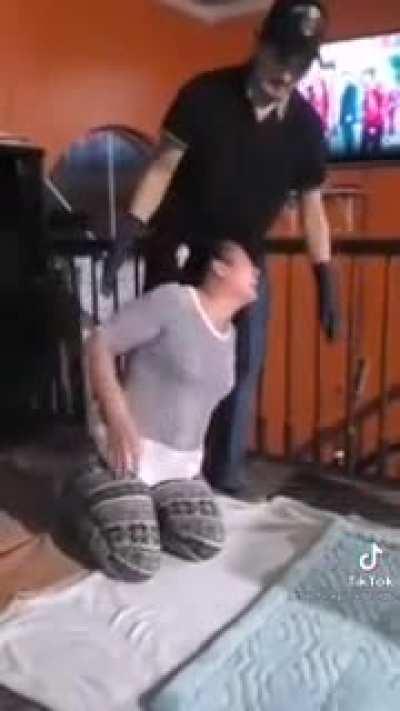 Idiot tries chiropractics