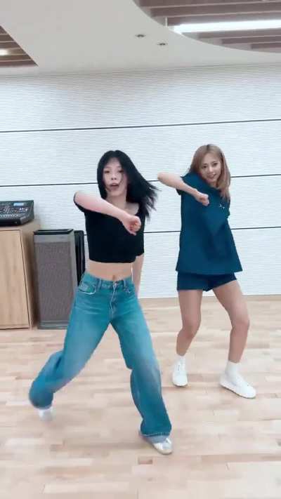 Jang Kyu-Jin (featuring Chou Tzu-Yu of Twice)