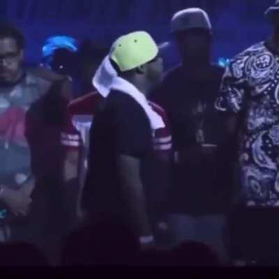 “we from philly we don’t do pause” ??? philly niggas got some explaining to do