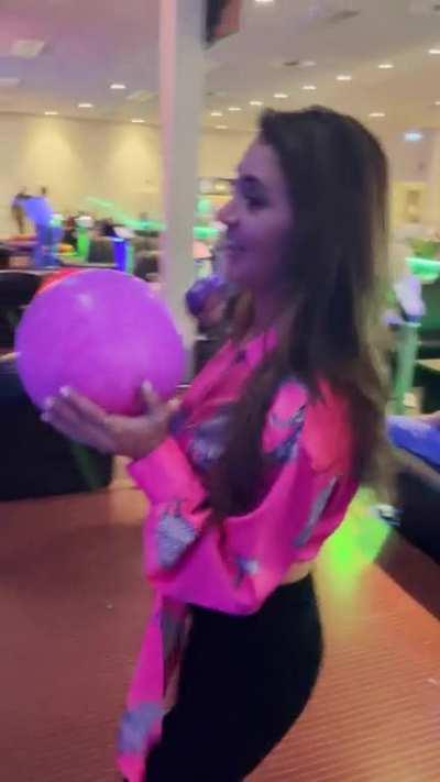 To bowl with dividers up