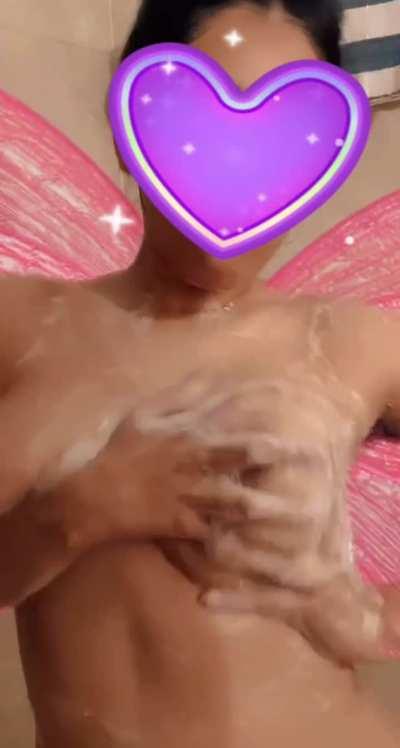 Happy new year lovelies. I’m getting ready to get fucked 😈