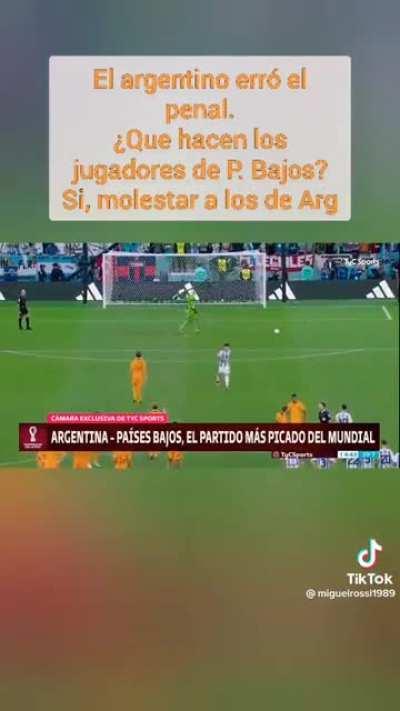 Pinches argentinos me caen re-mal, pero eso no me impide reconocer las injusticias por eso vengo a decirles que tienen mi apoyo completo y el de muchos mexicanos. Con Brasil fuera, espero que ustedes ganen el mundial, aunque tengamos que aguantar su egoce