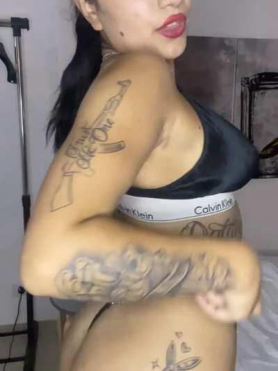 Did my ass catch your attention?😈