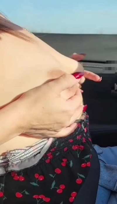 Who didn't like tits out in a car