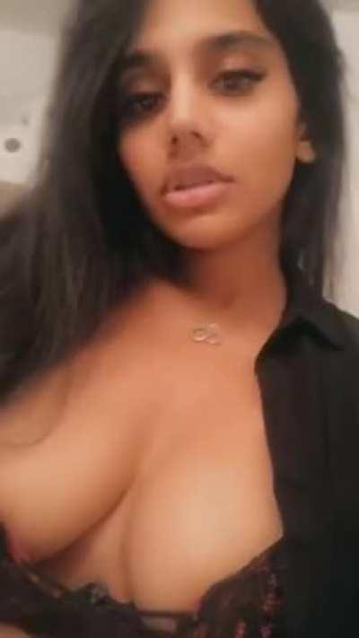 Checkout High Profile Busty Indian NRI Babe Most Demanded Exclusive Mega Collection Don't Miss !! ( Never Seen Before ) !! ( LINK IN COMMENTS )
