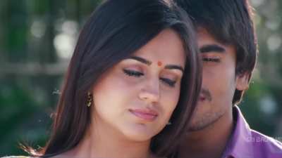 Aksha Pardasany