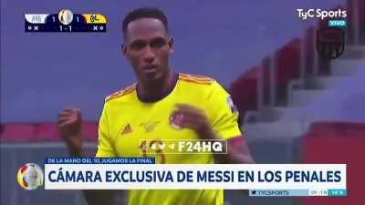 [TyC Sports] Exclusive Camera following Messi's actions and reactions during the penalty shoot-out vs Colombia