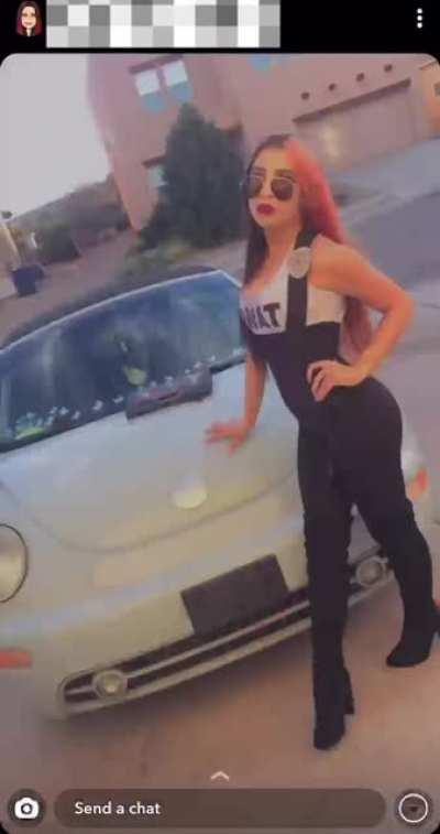 Guys look she has a gun and drives drunk!