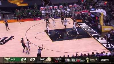 [Highlight] DBook has Teague chasing his own tail before hitting the 3!