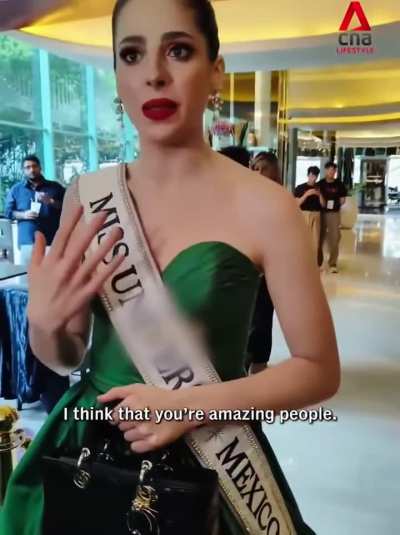 these diva's are so real for walking out with her like he's disgusting for that