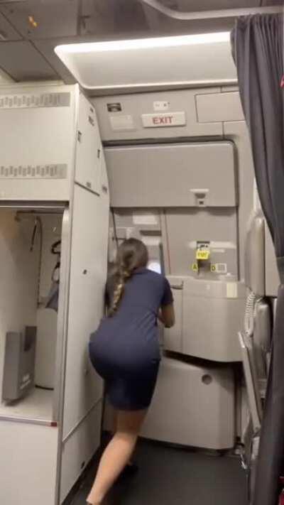 Смотрите, дверь какая