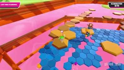 Fall Guys but all the falling sounds are replaced with Wilhelm scream