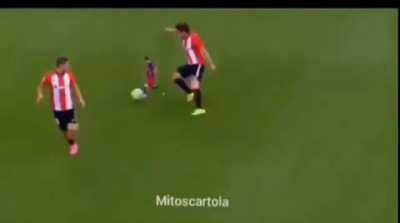 Throwback to amazing dribble by Messi.