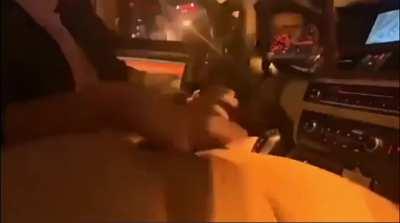 Never thought i dare to ask my uber driver to play with my pussy 🥵