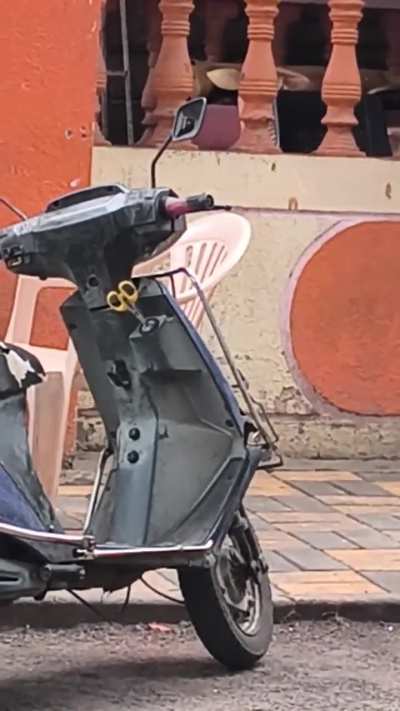 Chabi Kaha hai... Chabi kaha hai